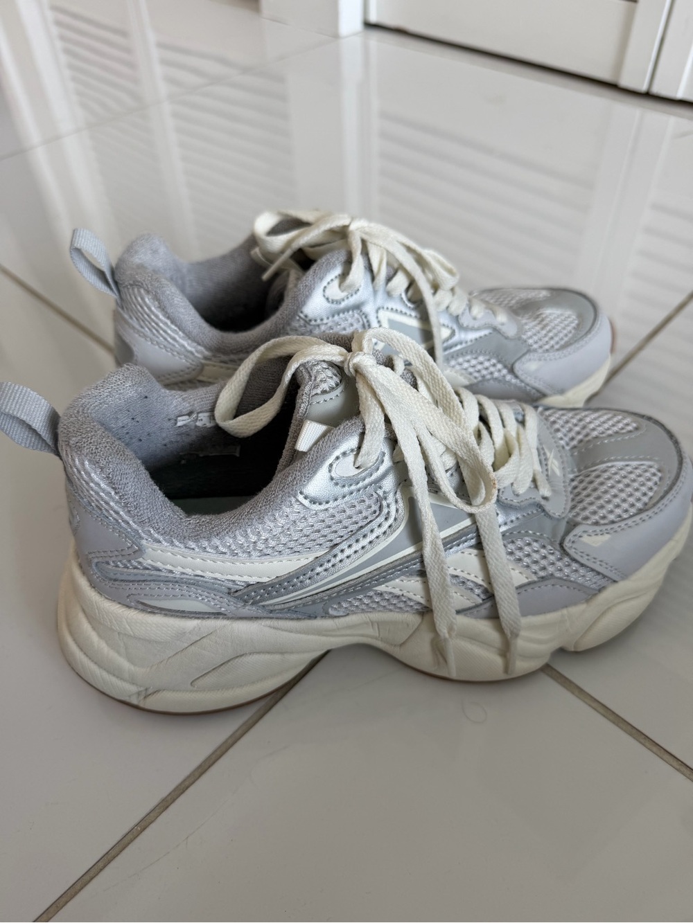 Reebok Women’s White and Light Gray Mesh Chunky Sneakers